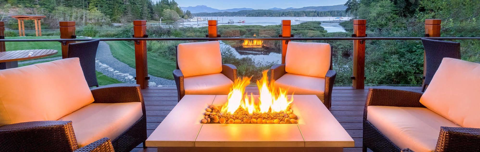 Sproat Lake Landing Resort Great Central Екстериор снимка